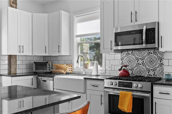 $6,000 | 8 Johnson Court, Newport, RI 02840
