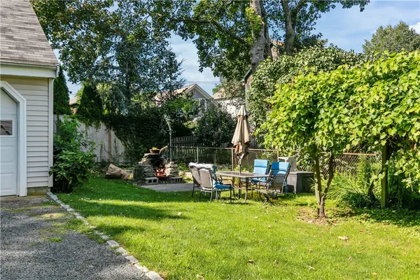 $6,000 | 8 Johnson Court, Newport, RI 02840