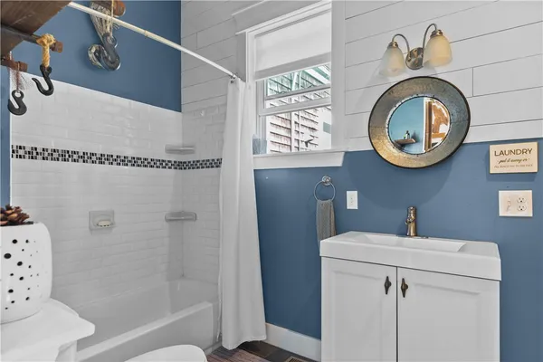 $6,000 | 8 Johnson Court, Newport, RI 02840