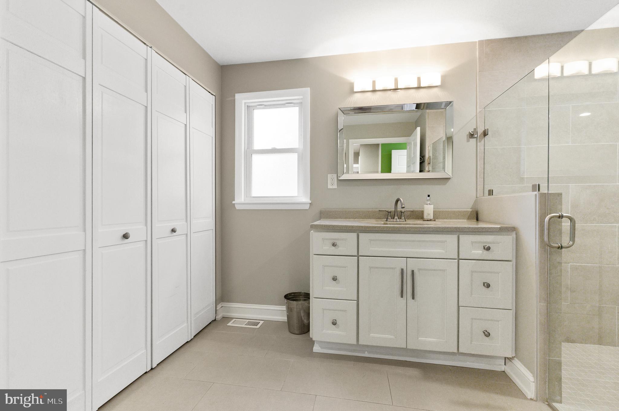 206 Knoll Road Wallingford, PA 19086 - Photo 7 of 35 New bathroom