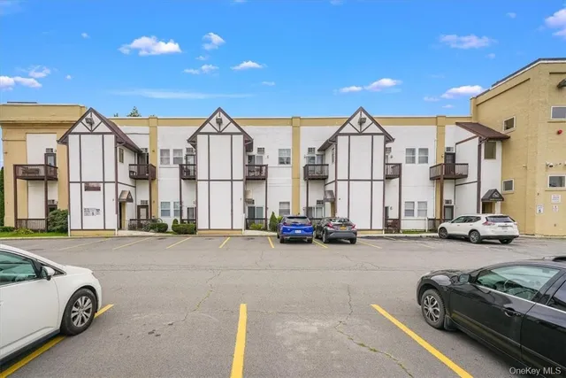 $159,000 | 39 Church Street, Unit 4, Port Jervis, NY 12771