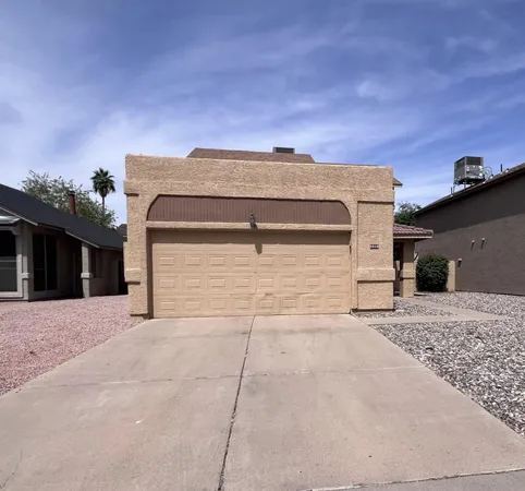 $2,350 | 3818 West Harrison Street, Chandler, AZ 85226