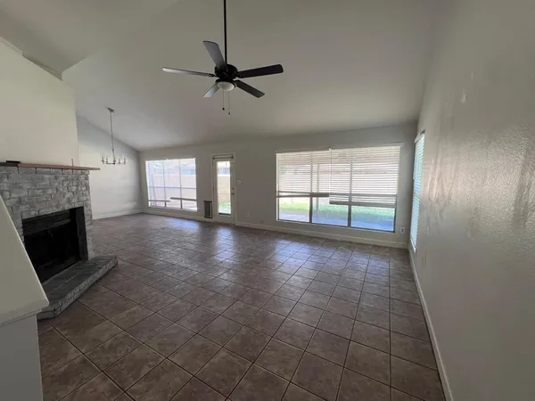 $2,350 | 3818 West Harrison Street, Chandler, AZ 85226
