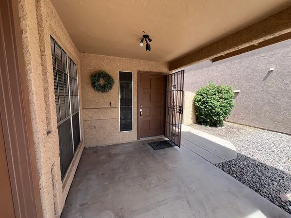 $2,350 | 3818 West Harrison Street, Chandler, AZ 85226