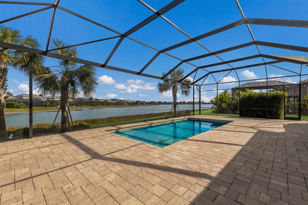 712 Sigsbee Loop Sarasota, FL 34240 - Photo 2 of 43
