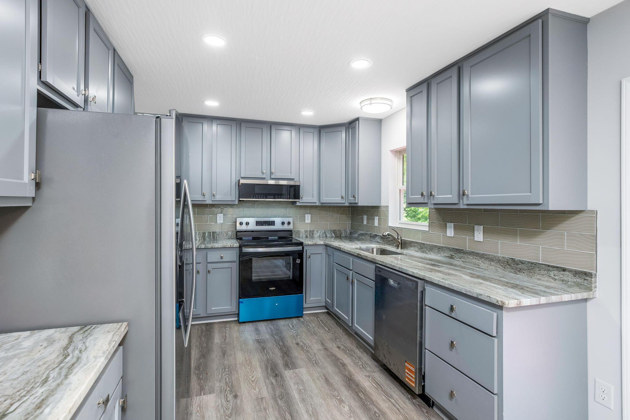 928 Rutter Avenue Lancaster, OH 43130 - Photo 17 of 87 Kitchen