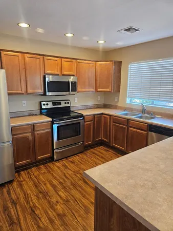 $2,200 | 586 West Cobblestone Court, Casa Grande, AZ 85122