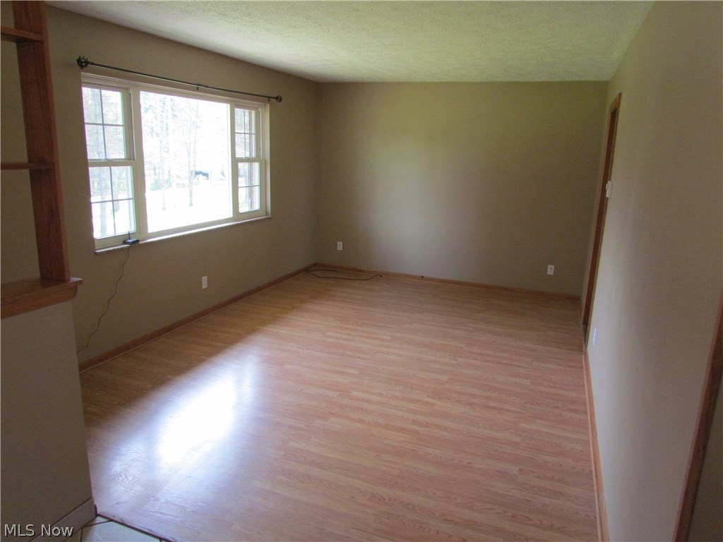 2427 Trares Road Mogadore, OH 44260 - Photo 5 of 28 Gallery Image 5