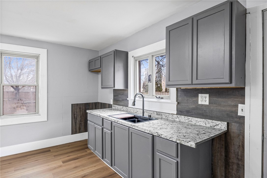 554 Campbell Street Rochester, NY 14611 - Photo 18 of 48