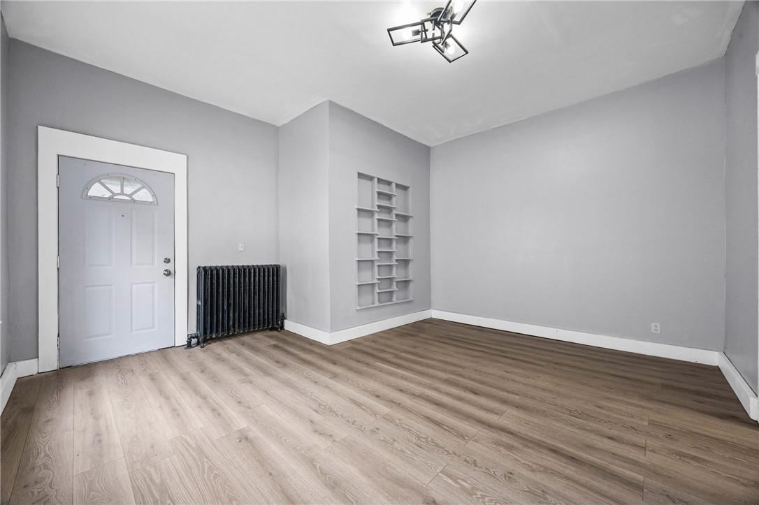 554 Campbell Street Rochester, NY 14611 - Photo 7 of 48