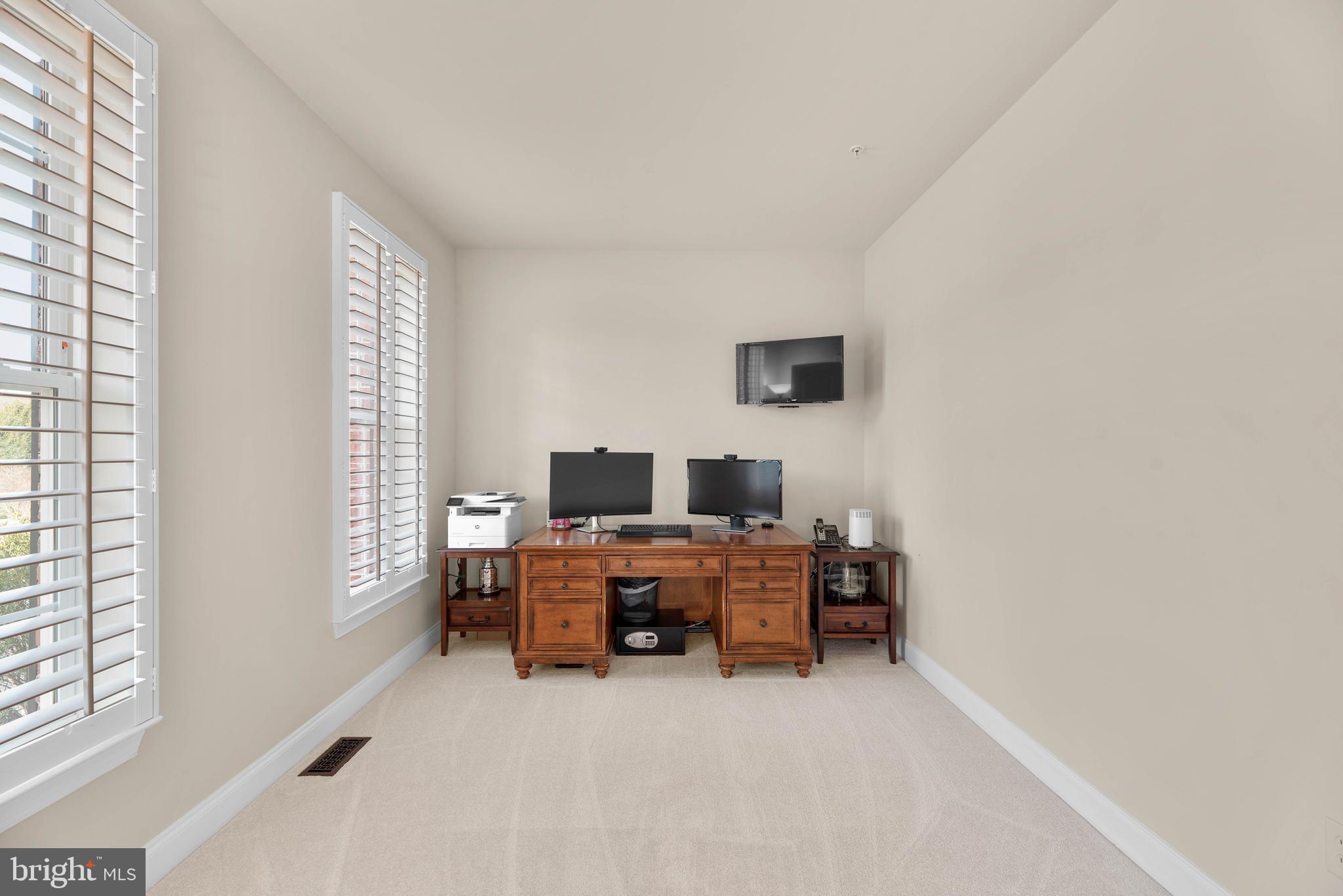 10494 Stansfield Road Laurel, MD 20723 - Photo 7 of 36 Study