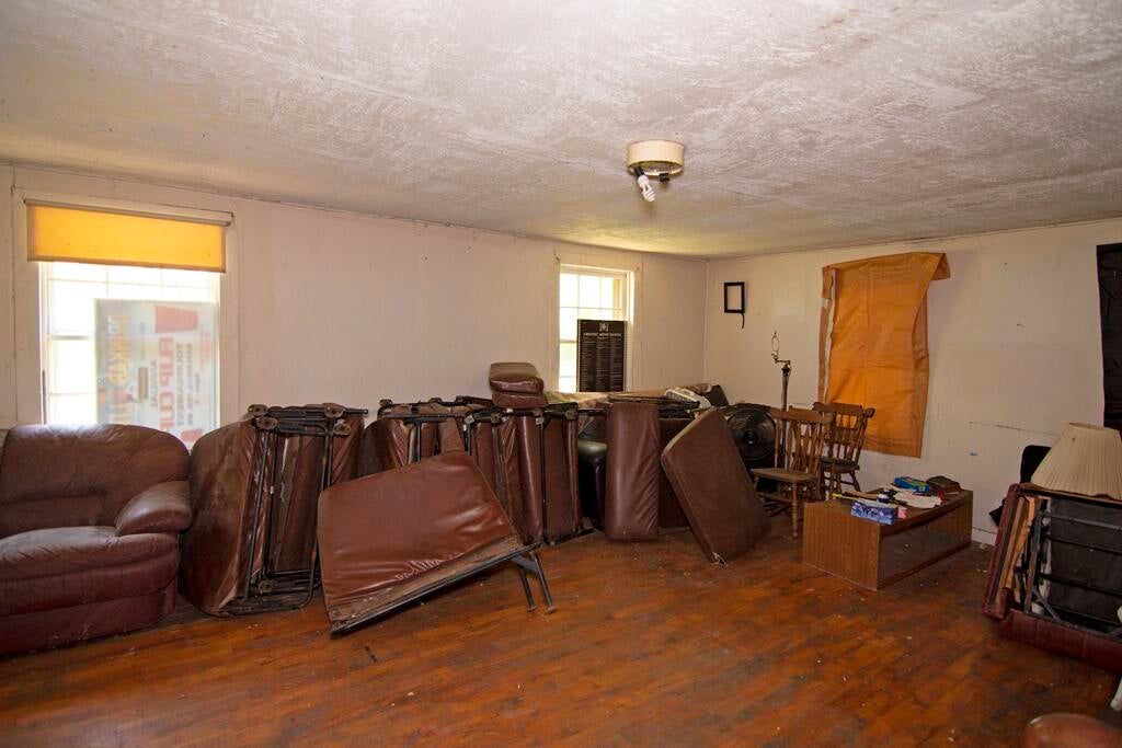 211 Oscar White Road Lansing, WV 25862 - Photo 83 of 101 Gallery Image 83