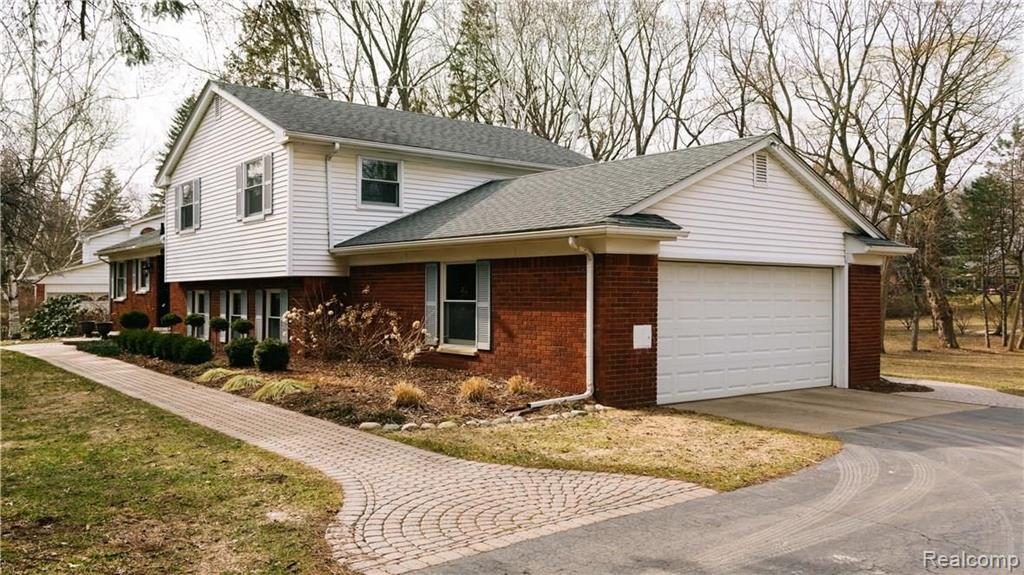1072 Kingsview Avenue Rochester Hills, MI 48309 - Photo 7 of 38