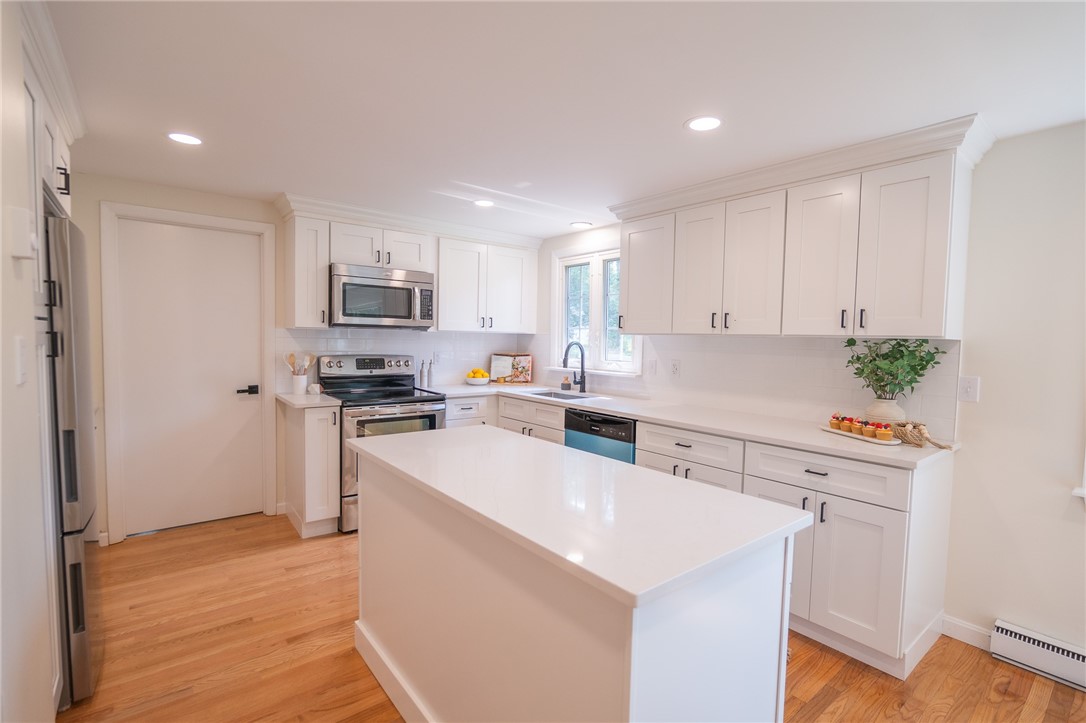 247 Quaker Lane Scituate, RI 02857 - Photo 2 of 21 Kitchen