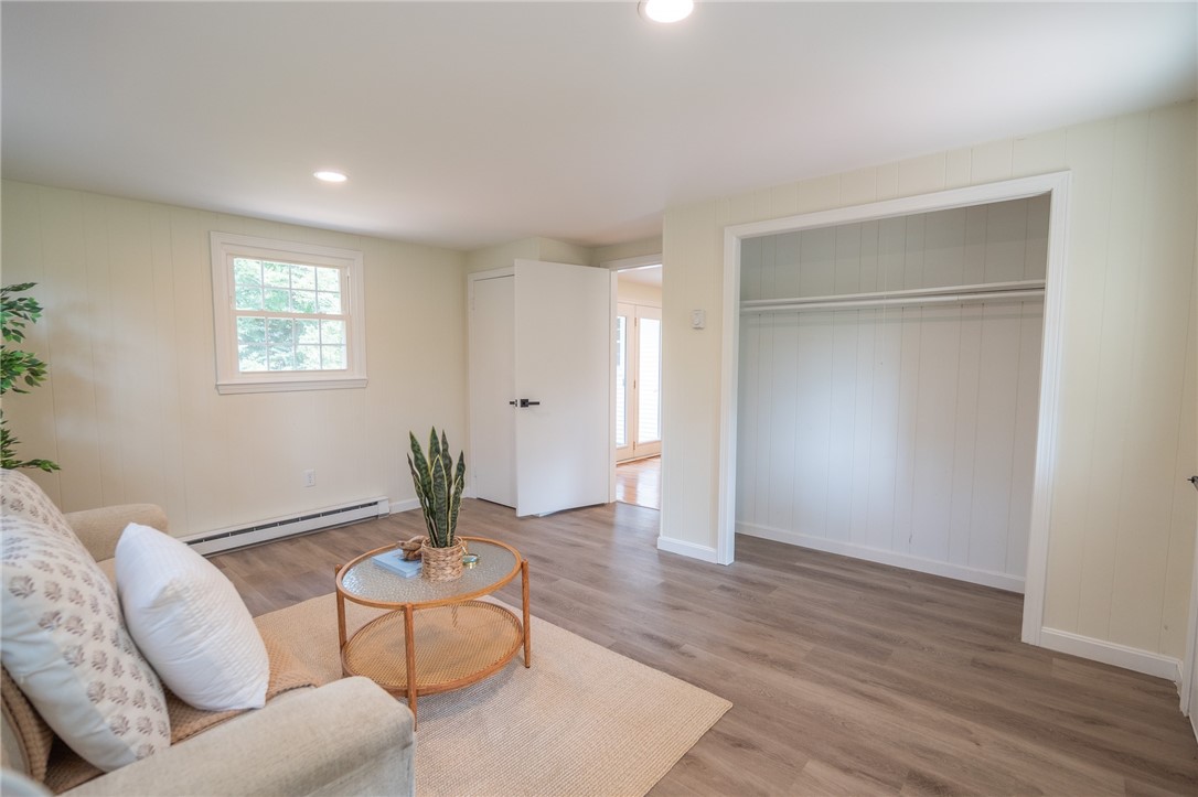 247 Quaker Lane Scituate, RI 02857 - Photo 10 of 21 Family Room