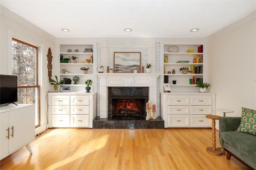 2086 Mountain Creek Court Smoke Rise, GA 30087 - Photo 11 of 47