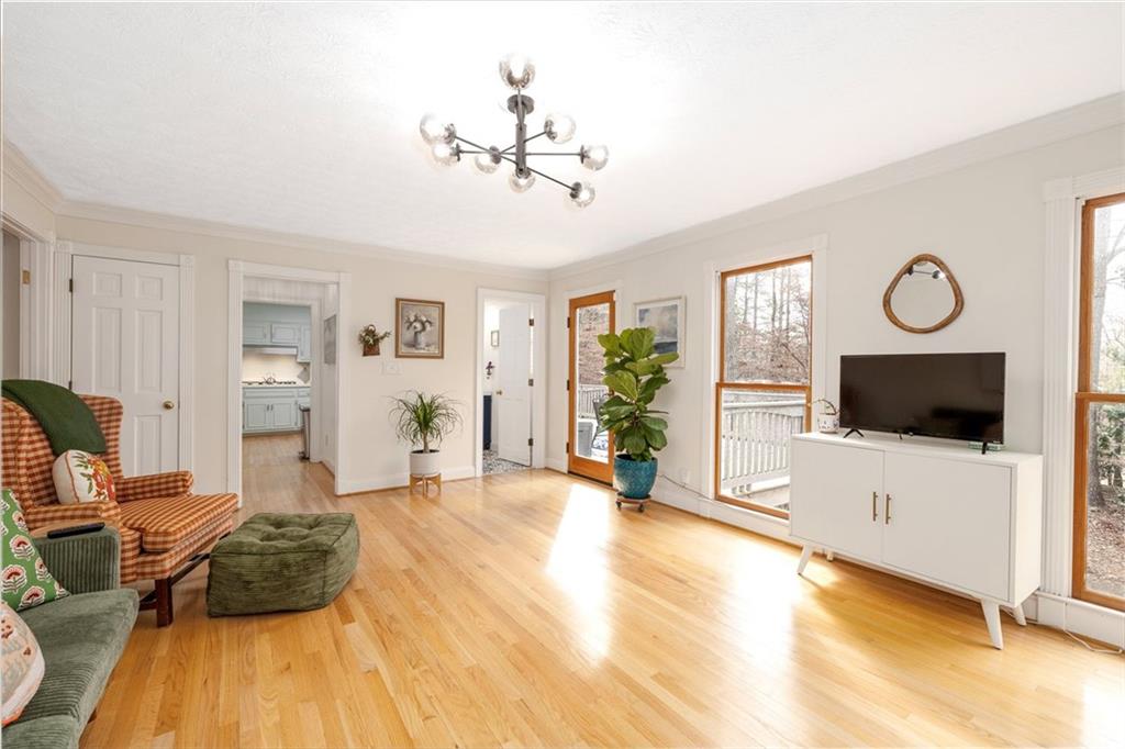 2086 Mountain Creek Court Smoke Rise, GA 30087 - Photo 12 of 47