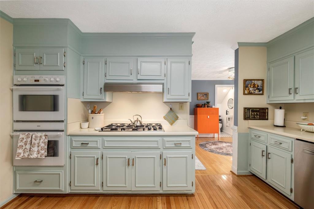 2086 Mountain Creek Court Smoke Rise, GA 30087 - Photo 17 of 47