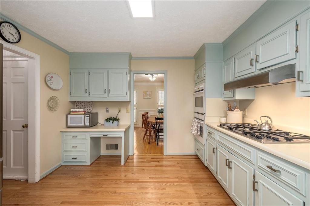 2086 Mountain Creek Court Smoke Rise, GA 30087 - Photo 18 of 47