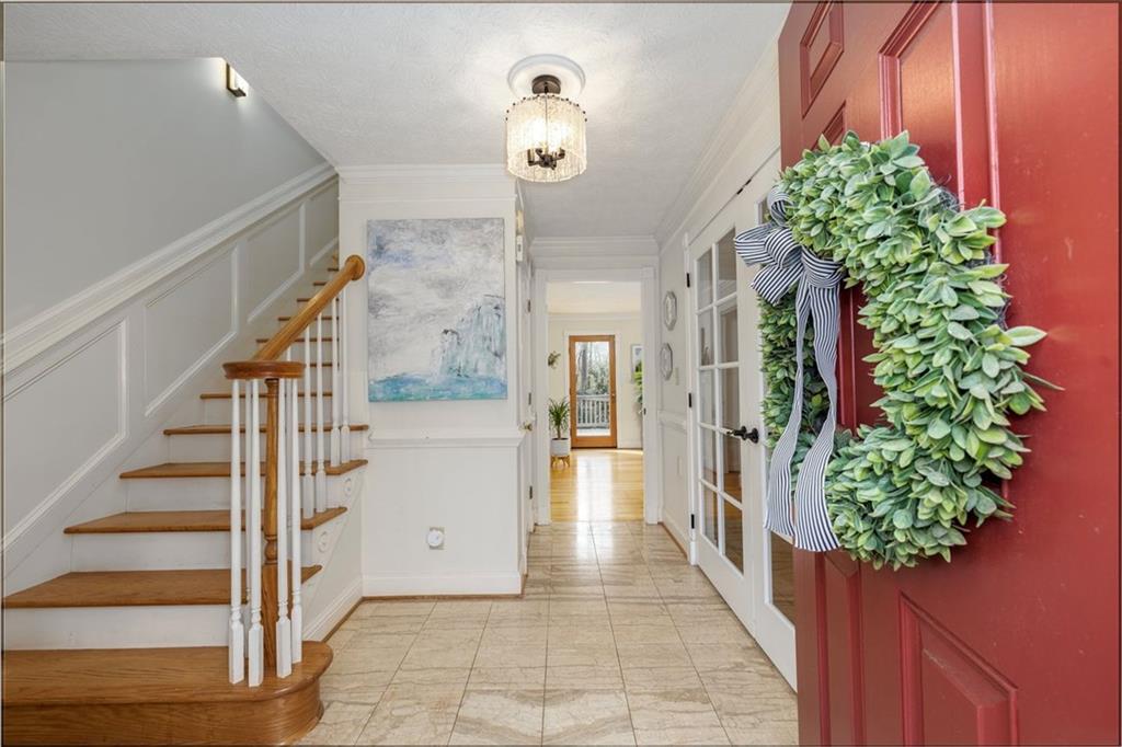 2086 Mountain Creek Court Smoke Rise, GA 30087 - Photo 4 of 47