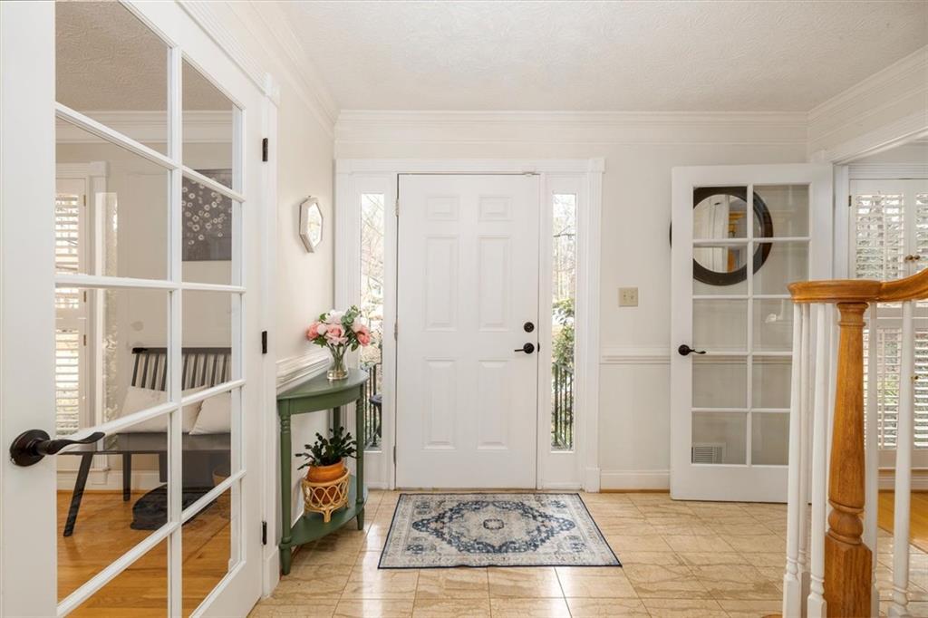 2086 Mountain Creek Court Smoke Rise, GA 30087 - Photo 5 of 47