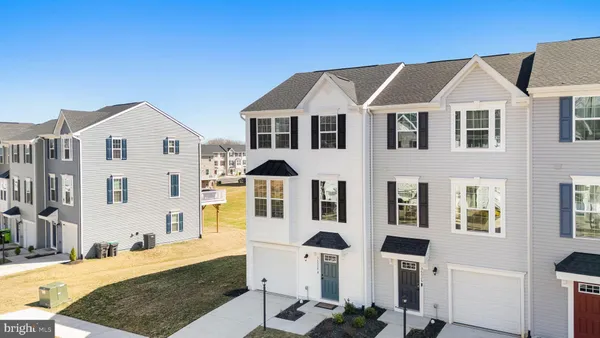 $359,000 | 36028 Coyote Trail, Locust Grove, VA 22508