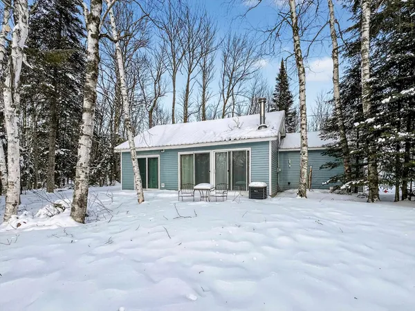 $279,000 | N11415 East Shore Road, Pearson, WI 54462