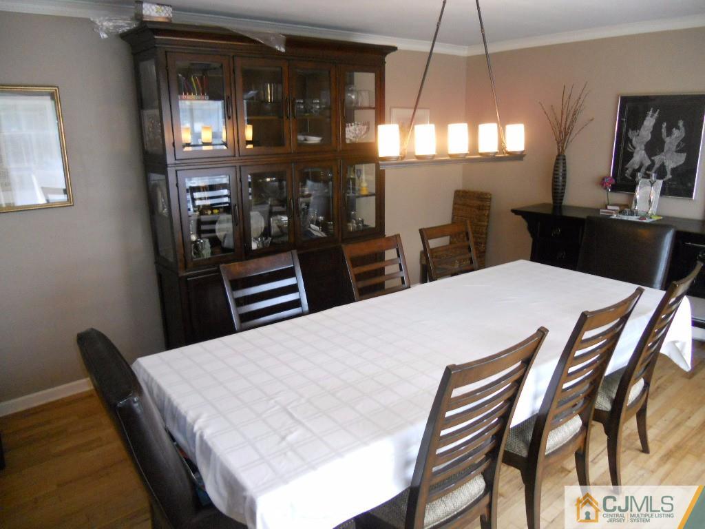 49 Partch Place Edison, NJ 08817 - Photo 10 of 18 Gallery Image 10