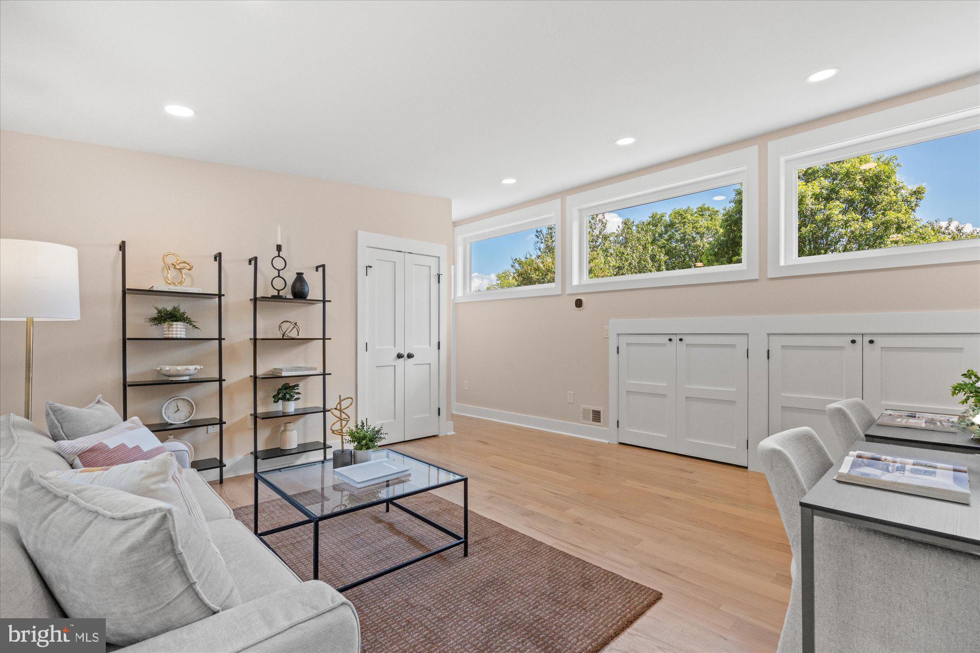 6125 Overlea Road Bethesda, MD 20816 - Photo 46 of 61 a living room with furniture