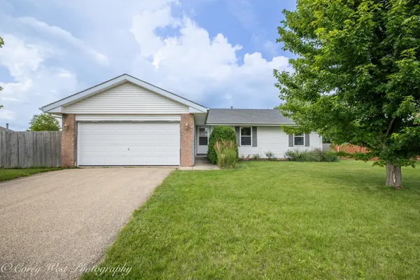 $235,000 | 429 Hickory Drive, Davis Junction, IL 61020