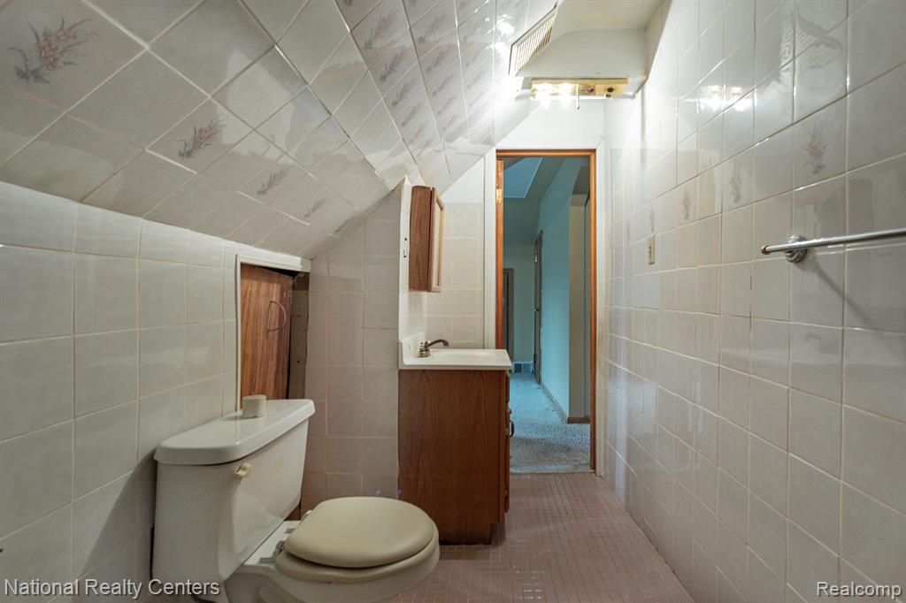 7266 Rutherford Street Detroit, MI 48228 - Photo 30 of 39