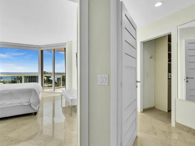 $17,500 | 16500 Collins Avenue, Unit PH54, Sunny Isles Beach, FL 33160