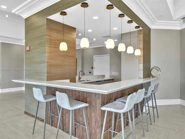 $17,500 | 16500 Collins Avenue, Unit PH54, Sunny Isles Beach, FL 33160