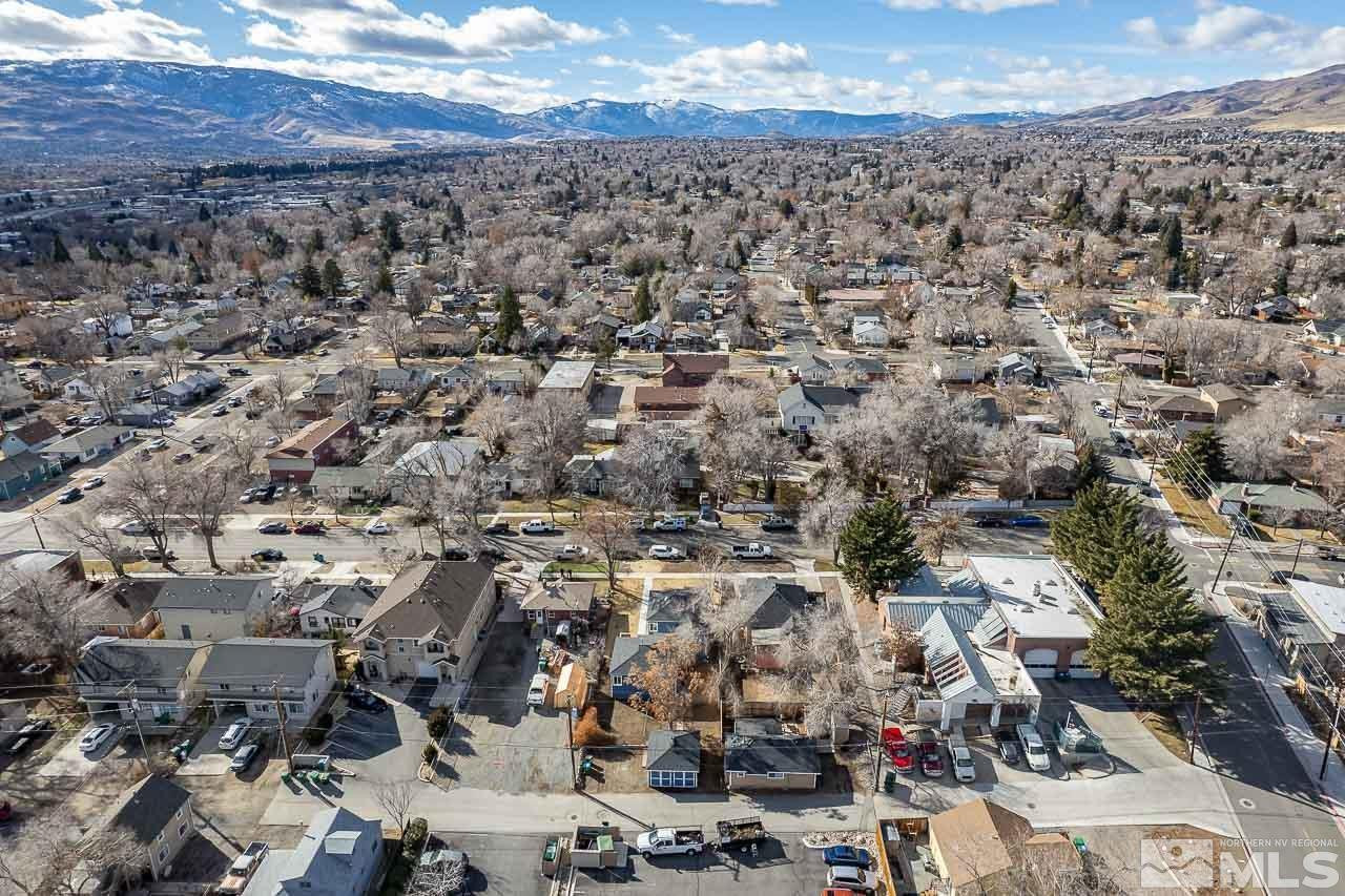1048 Ralston Street Reno, NV 89503 - Photo 8 of 40 Photo 8