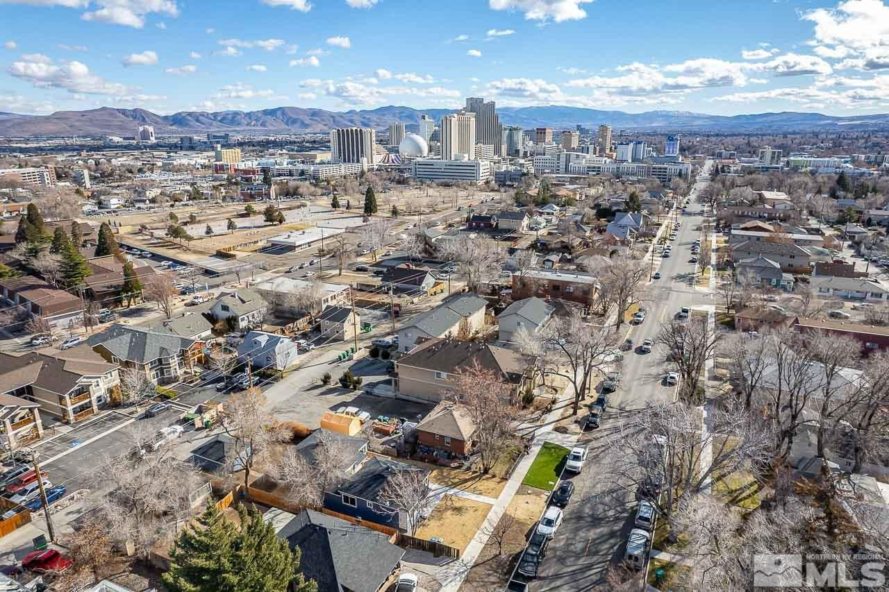 1048 Ralston Street Reno, NV 89503 - Photo 10 of 40 Photo 10