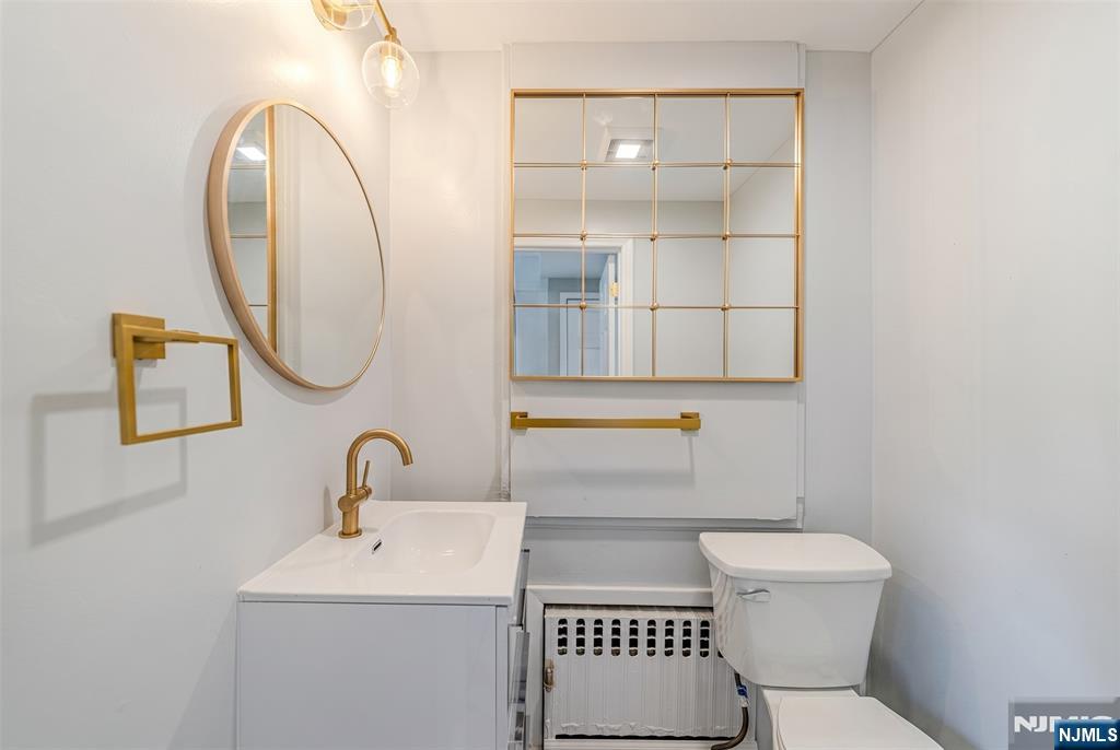933 Maple Avenue Ridgefield, NJ 07657 - Photo 21 of 33