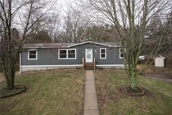 $250,000 | 196 Southeast 51 Road, Warrensburg, MO 64093