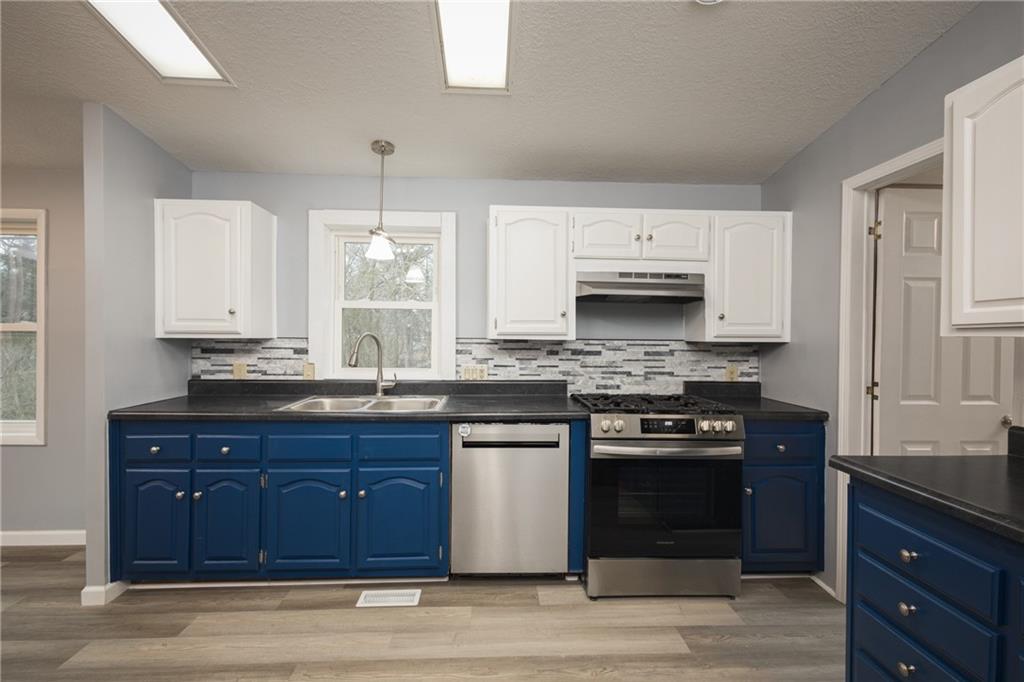 196 Southeast 51 Road Warrensburg, MO 64093 - Photo 16 of 47