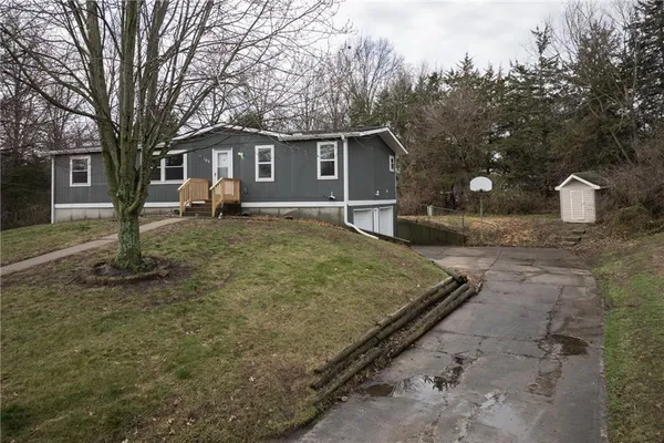 $250,000 | 196 Southeast 51 Road, Warrensburg, MO 64093