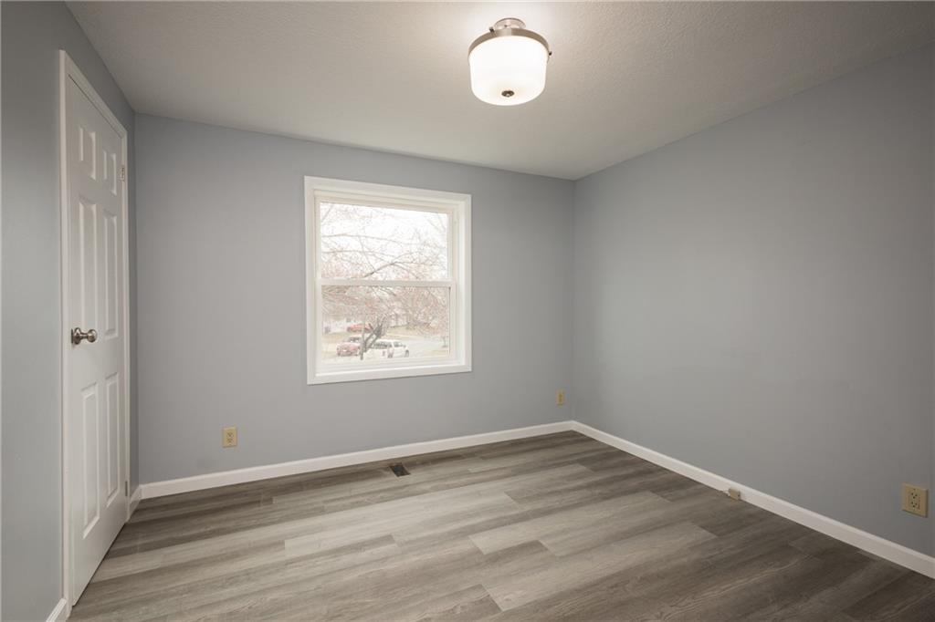 196 Southeast 51 Road Warrensburg, MO 64093 - Photo 25 of 47