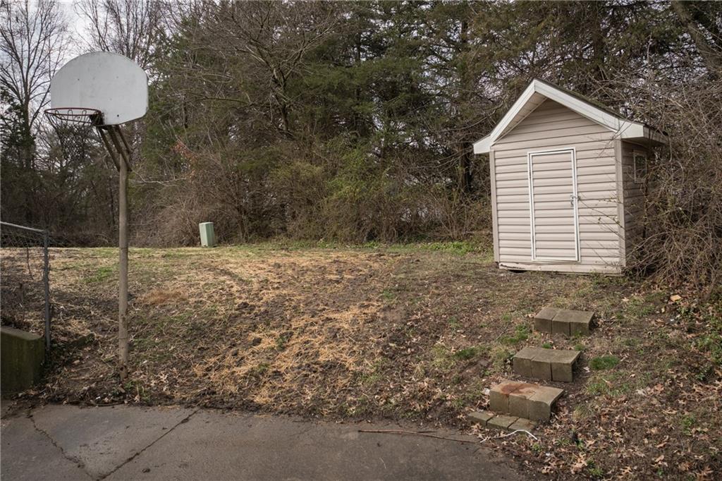 196 Southeast 51 Road Warrensburg, MO 64093 - Photo 38 of 47