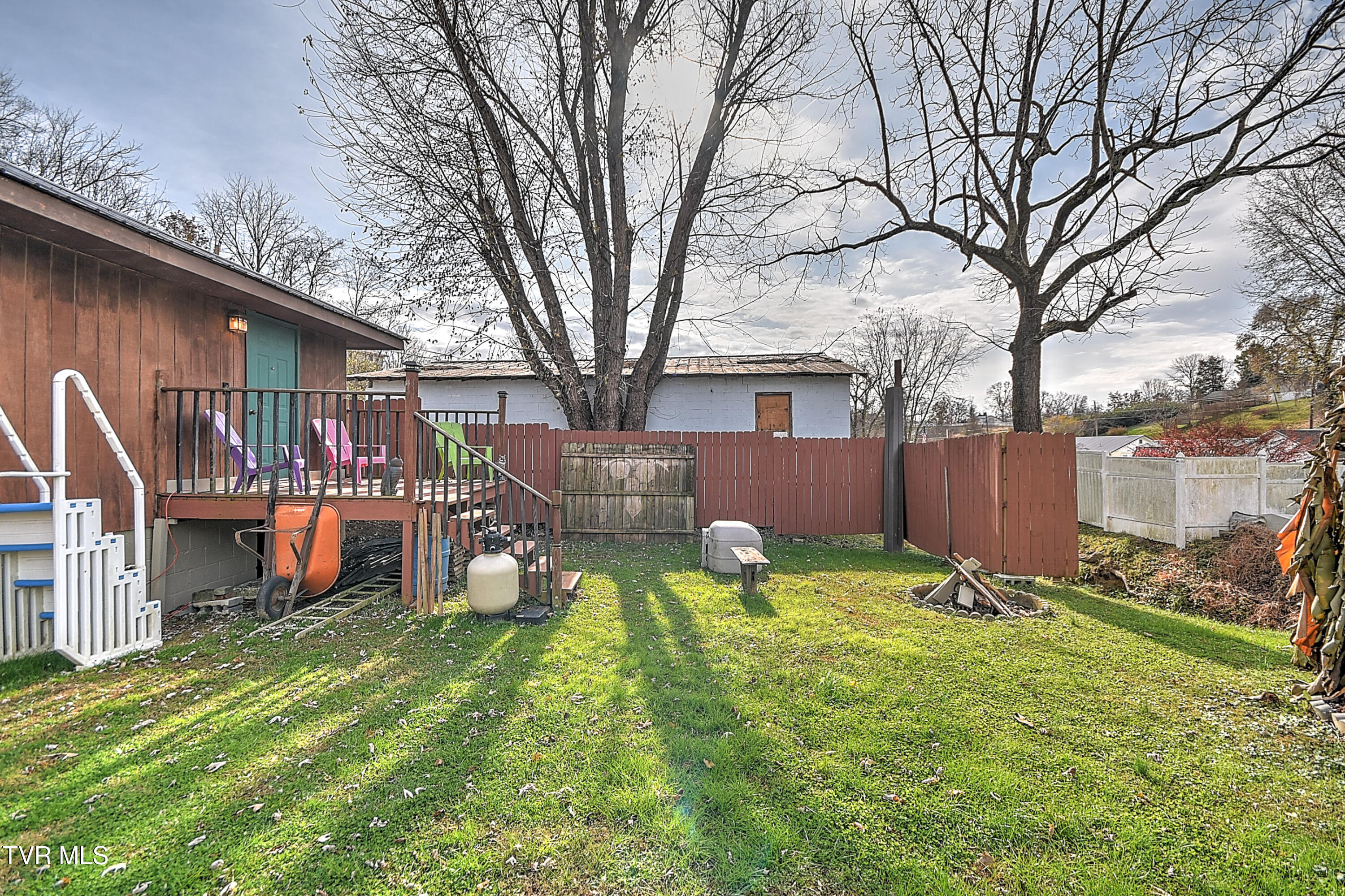 227 Old Beason Well Road Kingsport, TN 37660 - Photo 10 of 44 225 New Beason Well DP-32