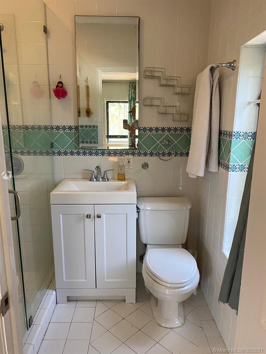 5326 Alton Road Miami Beach, FL 33140 - Photo 22 of 26