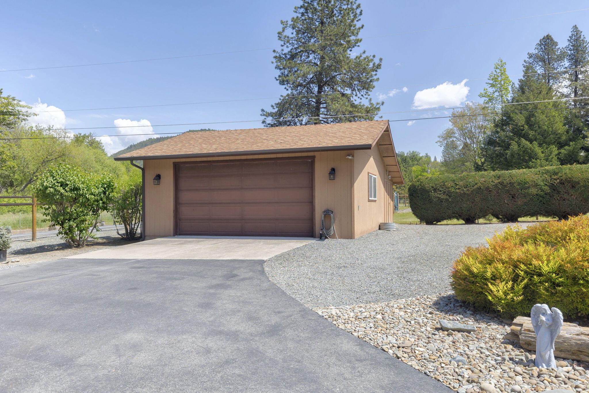 8110 New Hope Road Grants Pass, OR 97527 - Photo 36 of 80 32-web-or-mls-8110-new-hope-rd