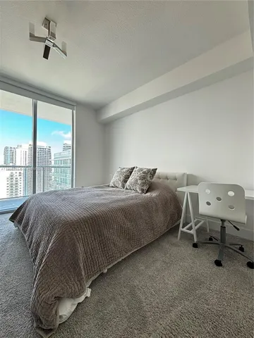 $6,500 | 79 Southwest 12th Street, Unit 4012S, Miami, FL 33130