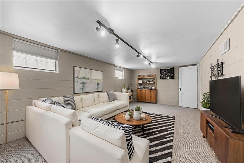 780 Scott Road Pittsburgh, PA 15228 - Photo 27 of 33 Virtually Staged