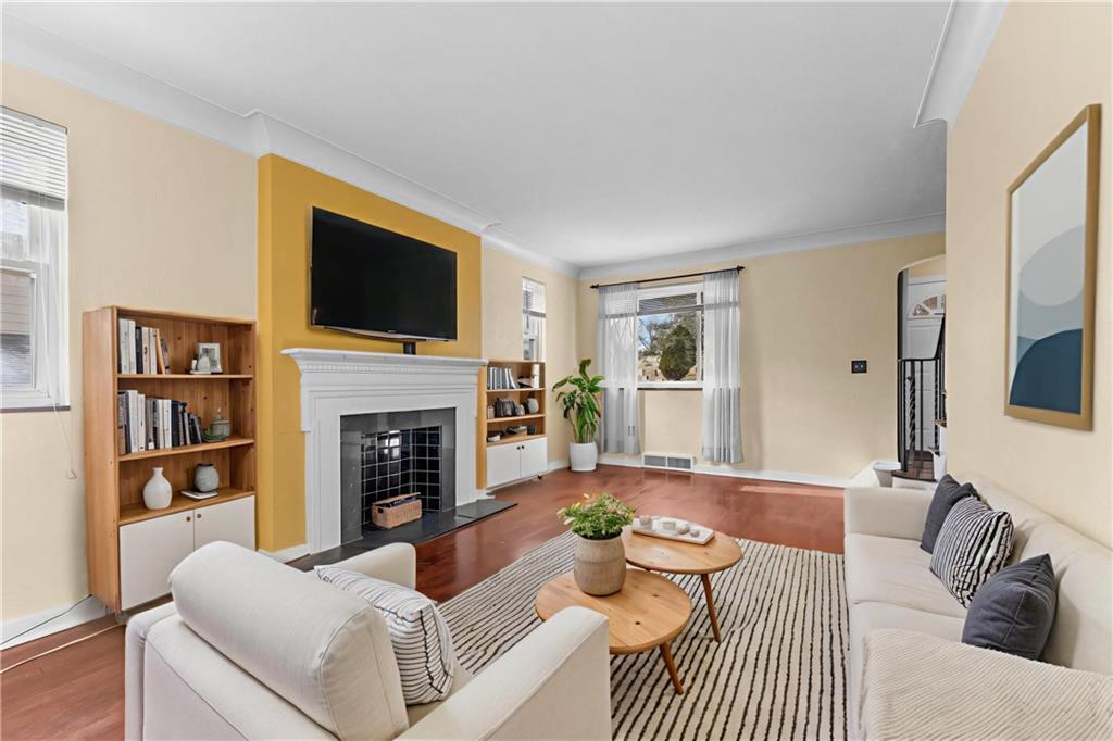 780 Scott Road Pittsburgh, PA 15228 - Photo 4 of 33 Virtually Staged