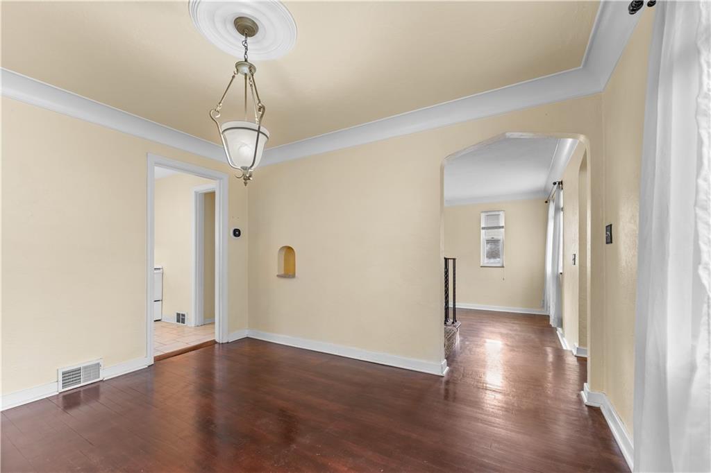 780 Scott Road Pittsburgh, PA 15228 - Photo 9 of 33 Gallery Image 9