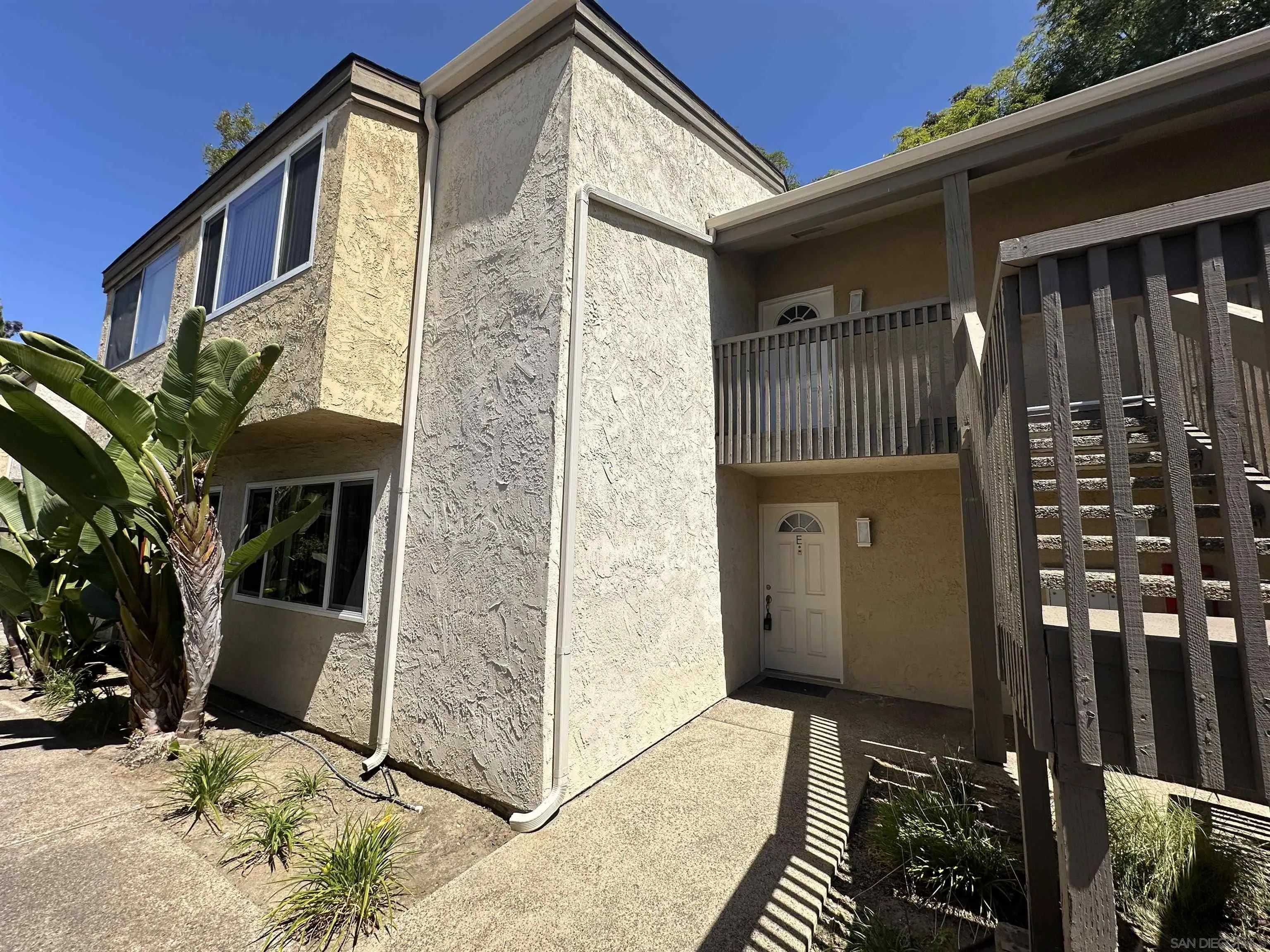8541 Villa La Jolla Drive, Unit E La Jolla, CA 92037 - Photo 2 of 25 a view of a house