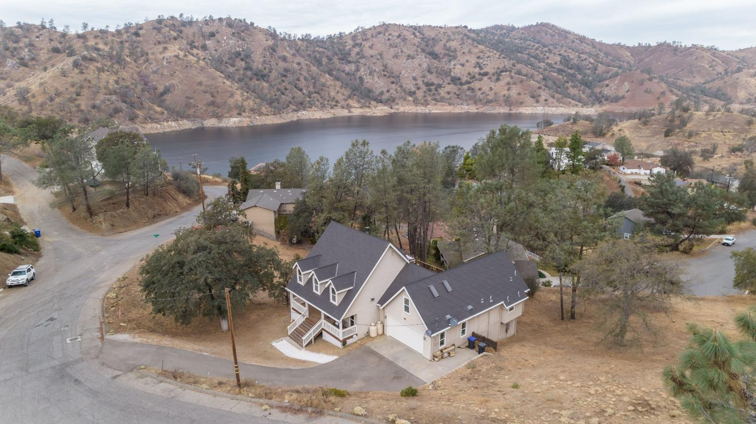 28506 Perkins Road Friant, CA 93626 - Photo 2 of 48 Gallery Image 2